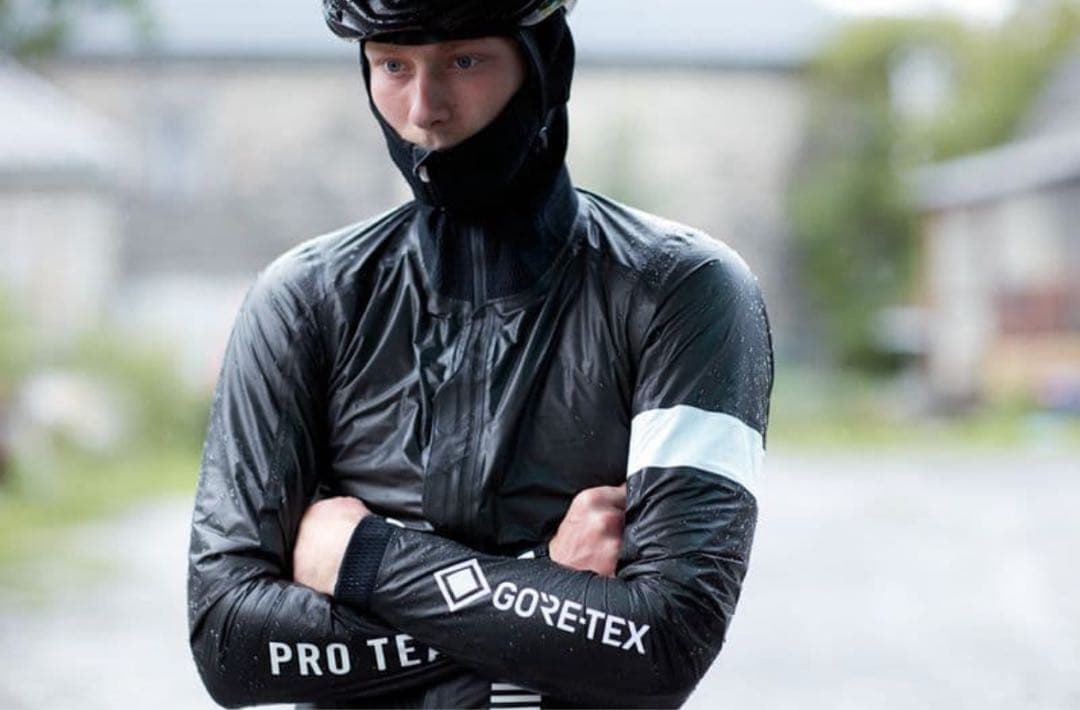 Rapha プロチーム インサレーティッドジャケット 黒　Ｓ