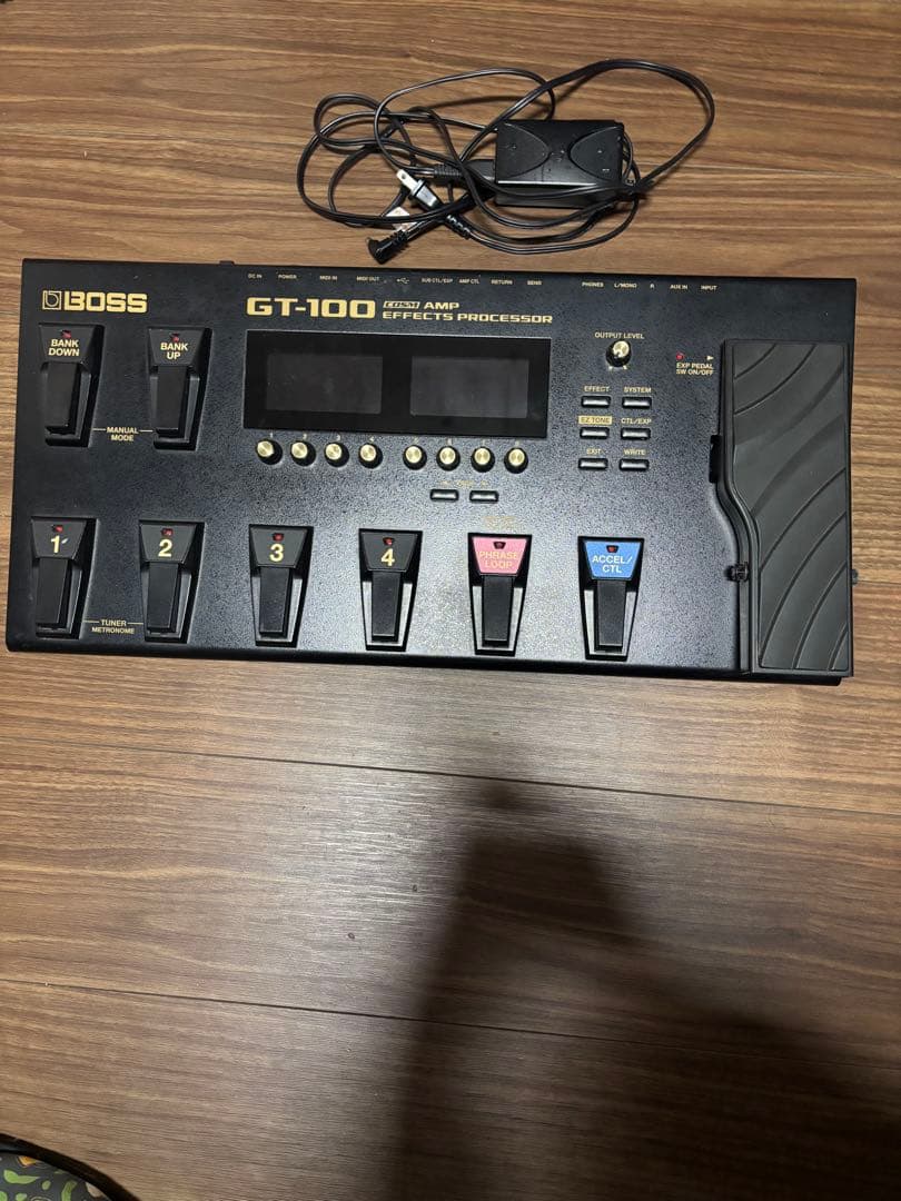GT-100 BOSS マルチエフェクター　ボス