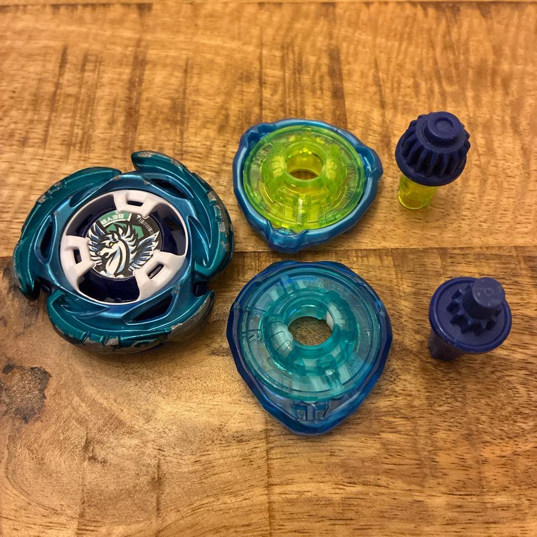 エアロペガサス3-70A 1-60R ベイブレードX A1 38.08g