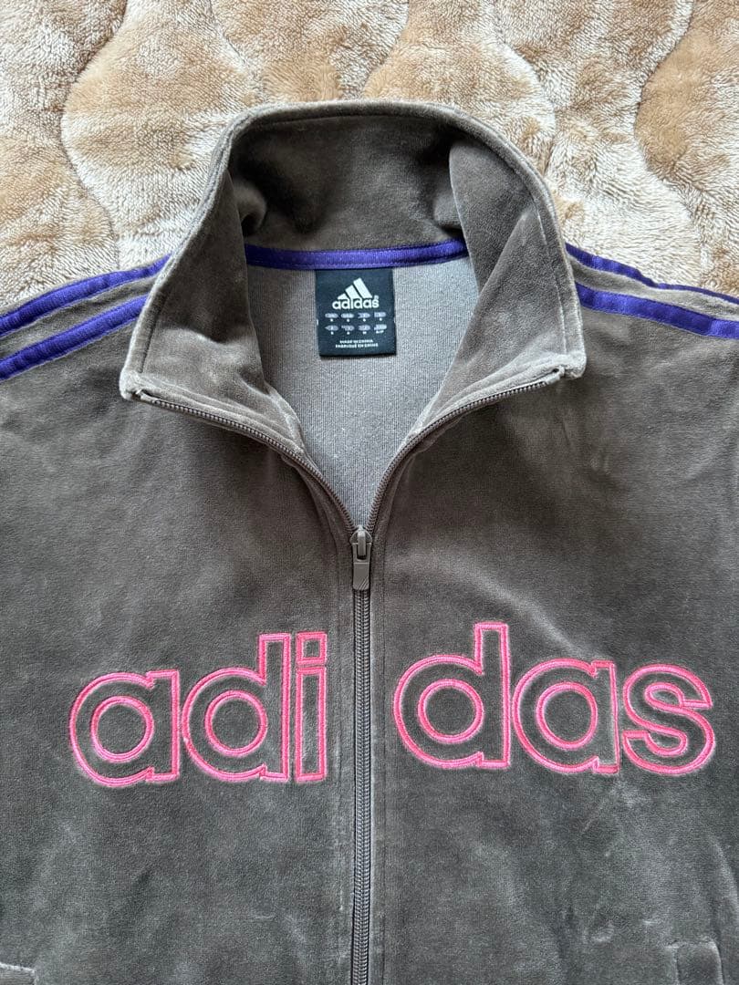 adidasベロアジャケット【Ｍサイズ】