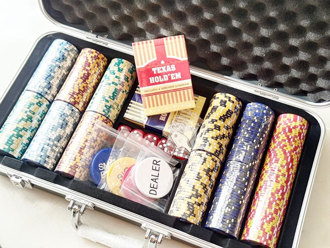 ポーカーチップ クレイ/モンテカルロ/300枚