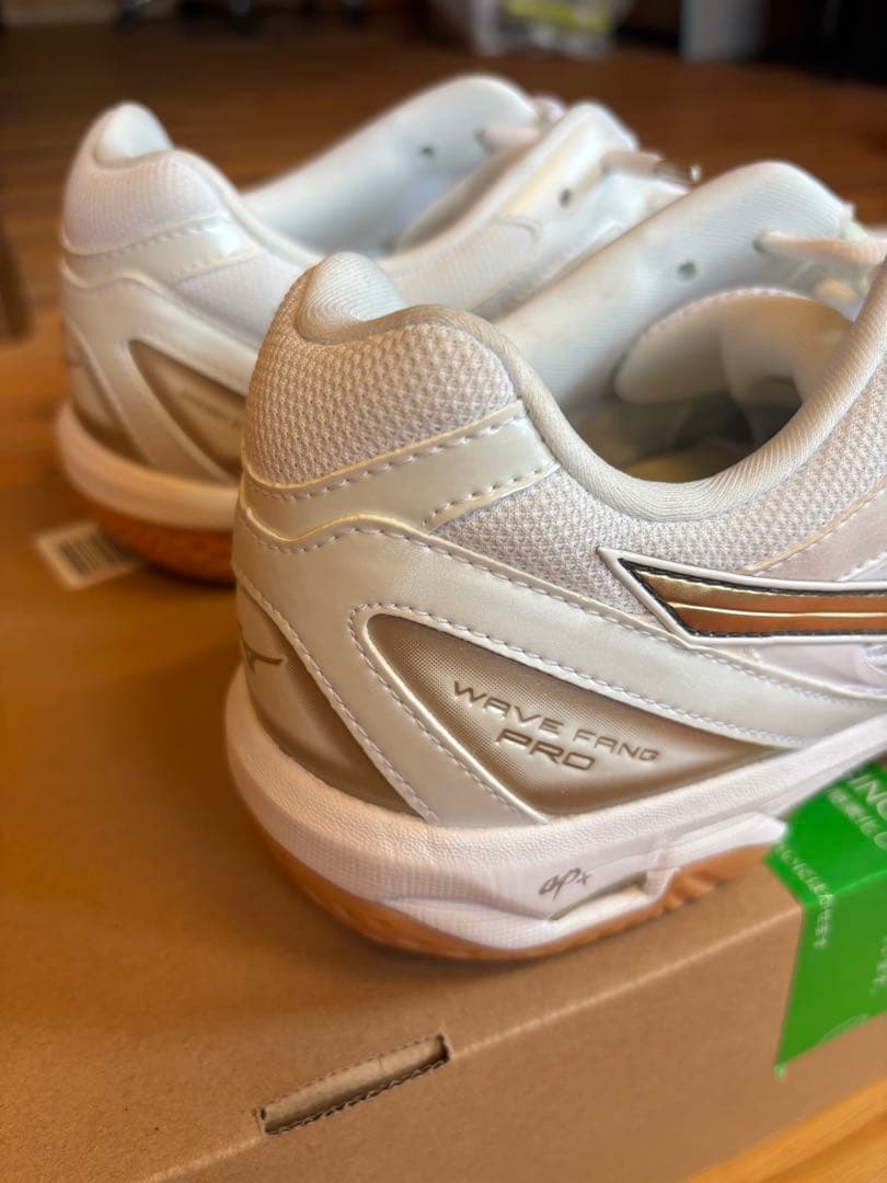 ミズノ WAVE FANG PRO [28.5cm] 天然皮革