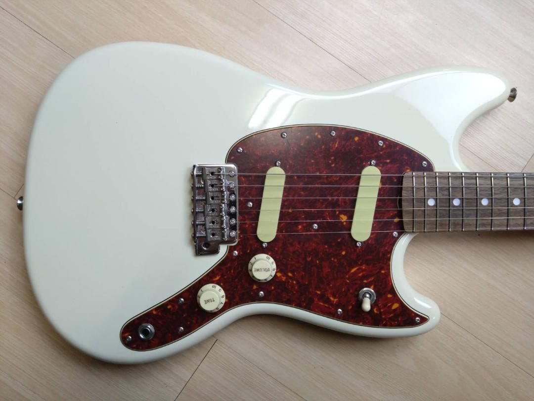 ギター FENDER JAPAN CHAR MUSTANG Olympic White