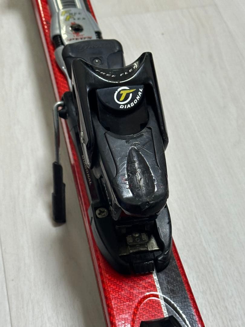 SALOMONスキー板 SUPERAXE EQUIPE 2V ビンディング付