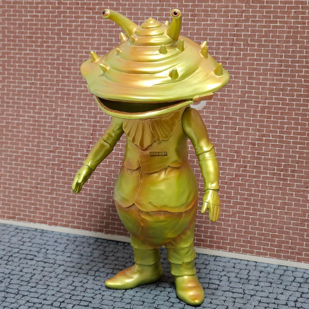 金運アップ！幸運のカネゴン　ゴールドバージョン　ソフビ　フィギュア