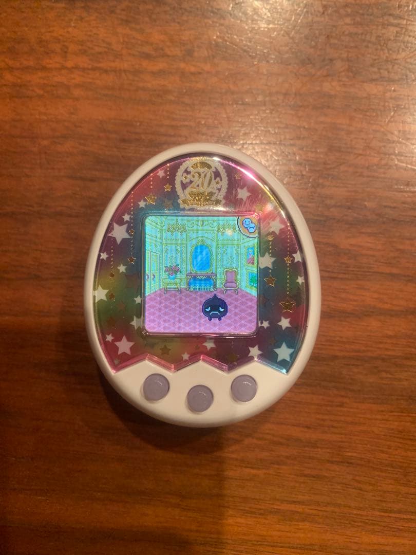 たまごっちみくす　20周年記念ロイヤルホワイト