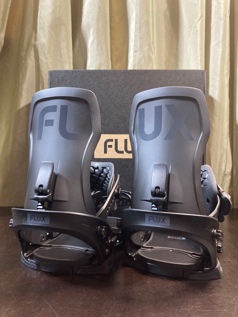 FLUX XF 24-25 Ｓ
