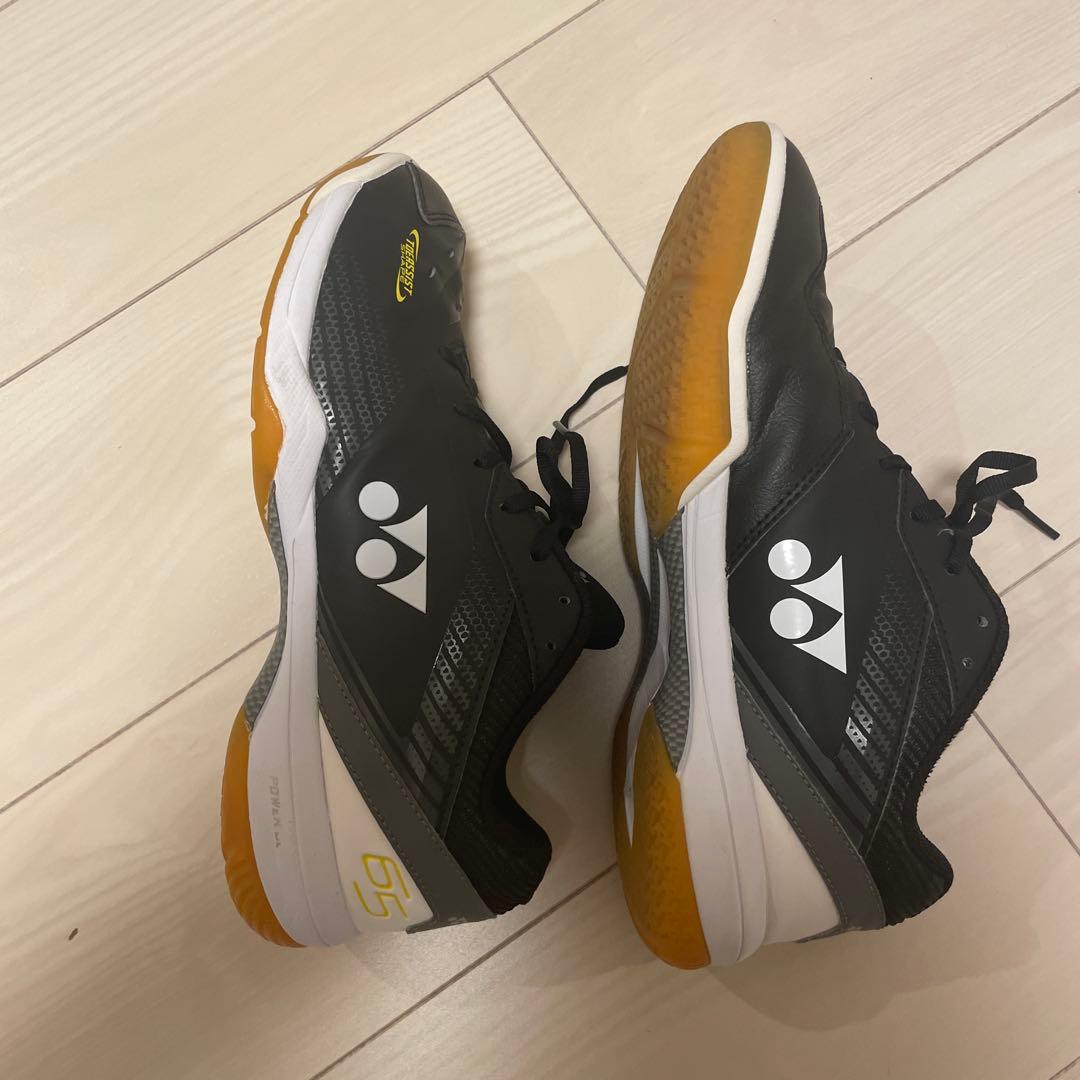 ヨネックスシューズ　パワークッション65Z サイズ26.5cm