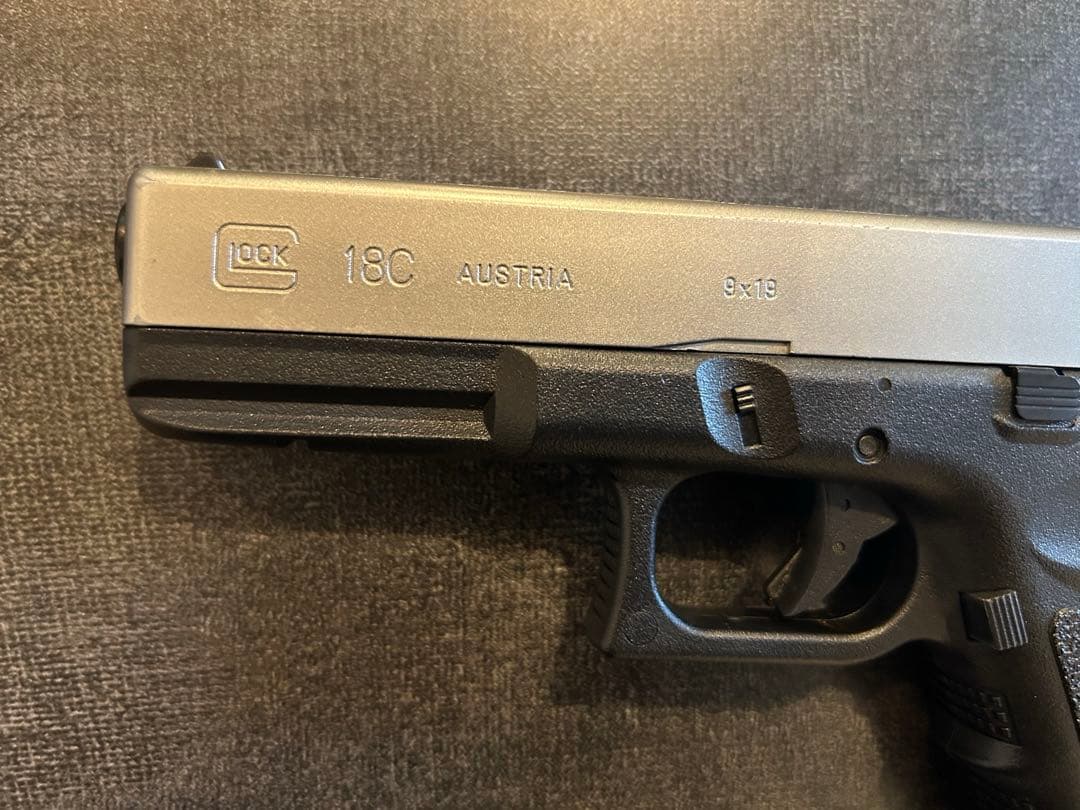 【美品・予備マガジン付】東京マルイ GLOCK18Cシルバー リポ化 箱あり
