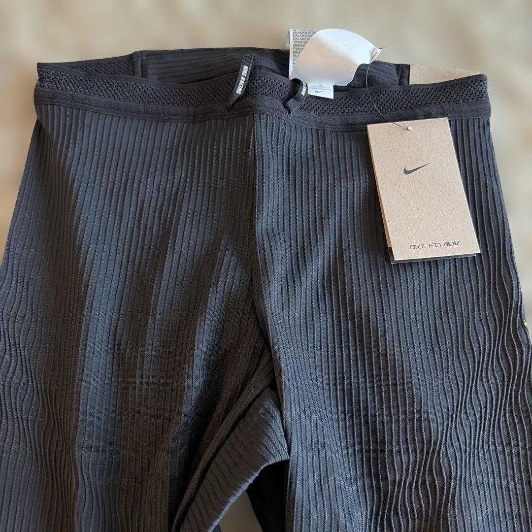 ナイキエアロスイフトロングタイツ