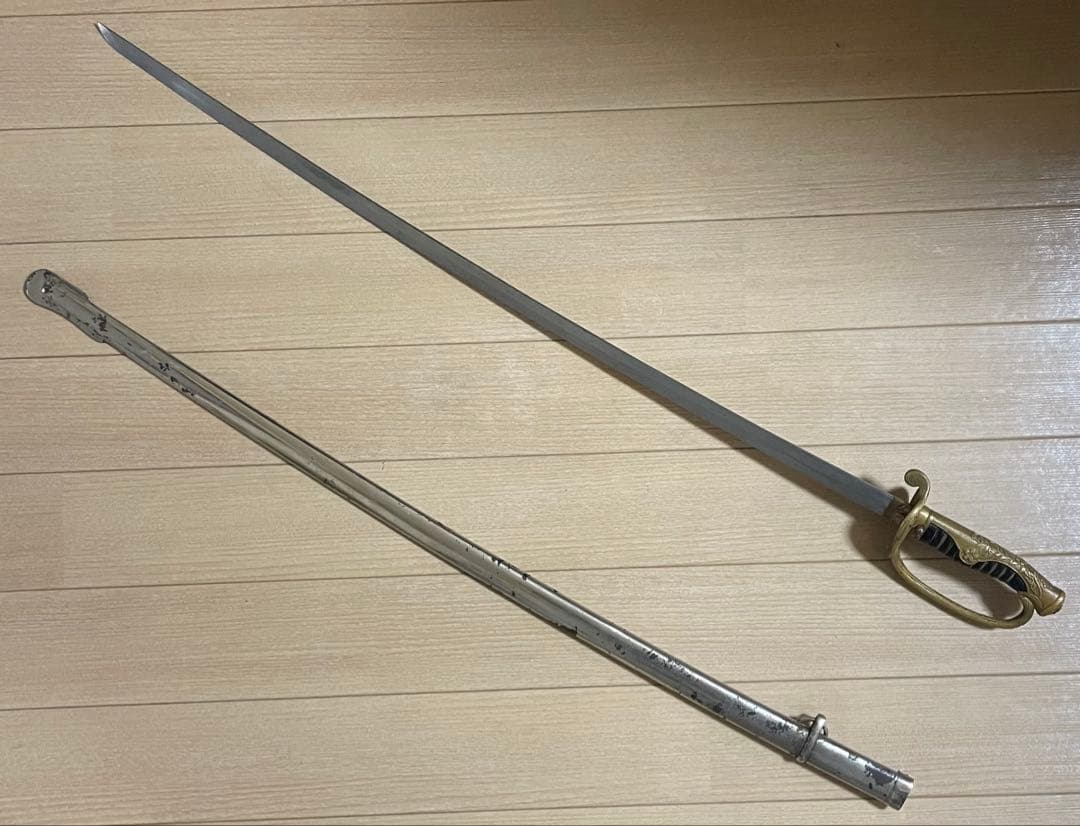 模造刀　美術刀　サーベル　指揮刀　時代武具　V997