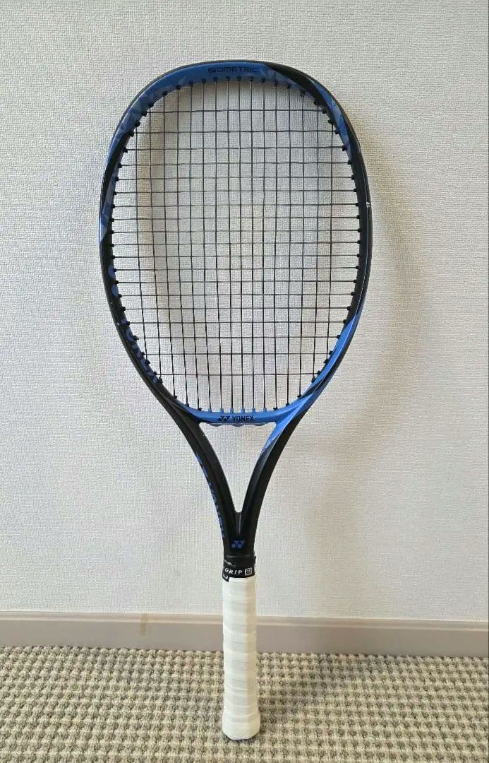 YONEX 硬式テニスラケット　EZONE 100