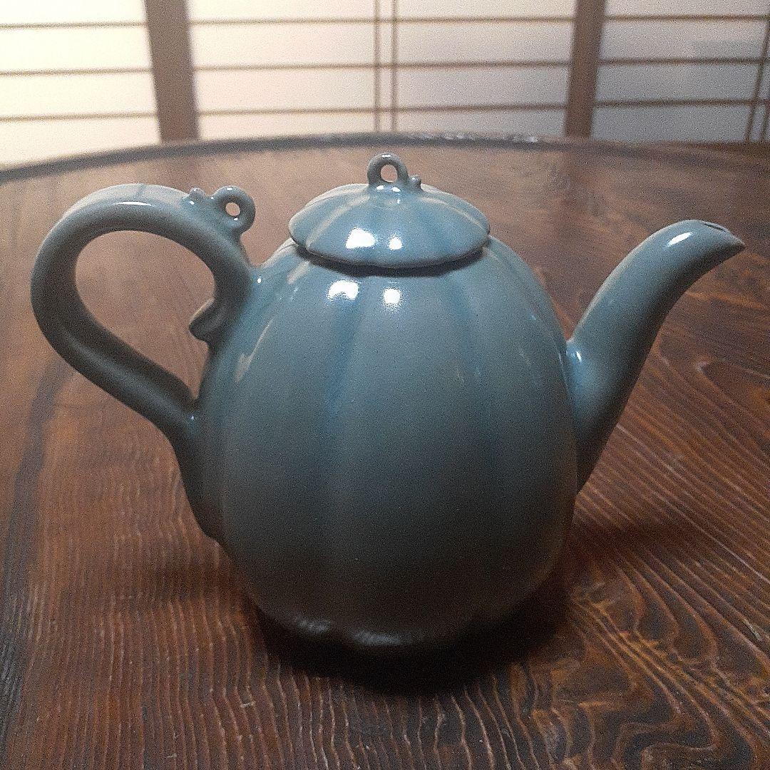 11世紀髙麗青磁瓜型水注