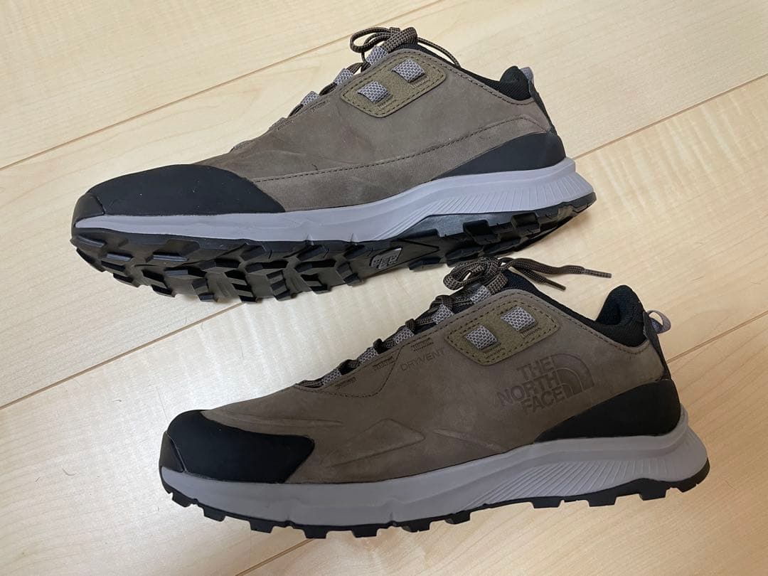 【新品未使用】ノースフェイス　シューズ