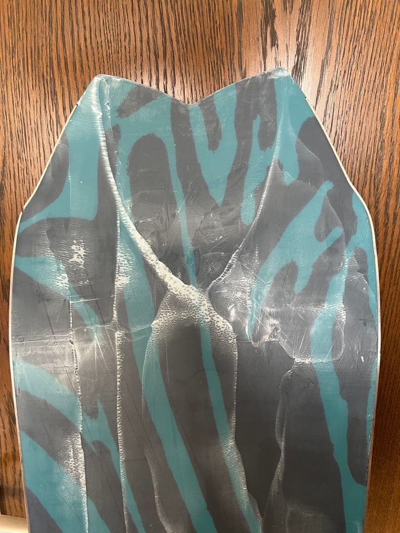 21-22モデル BURTON FISH 3D 156cm パウダーボード