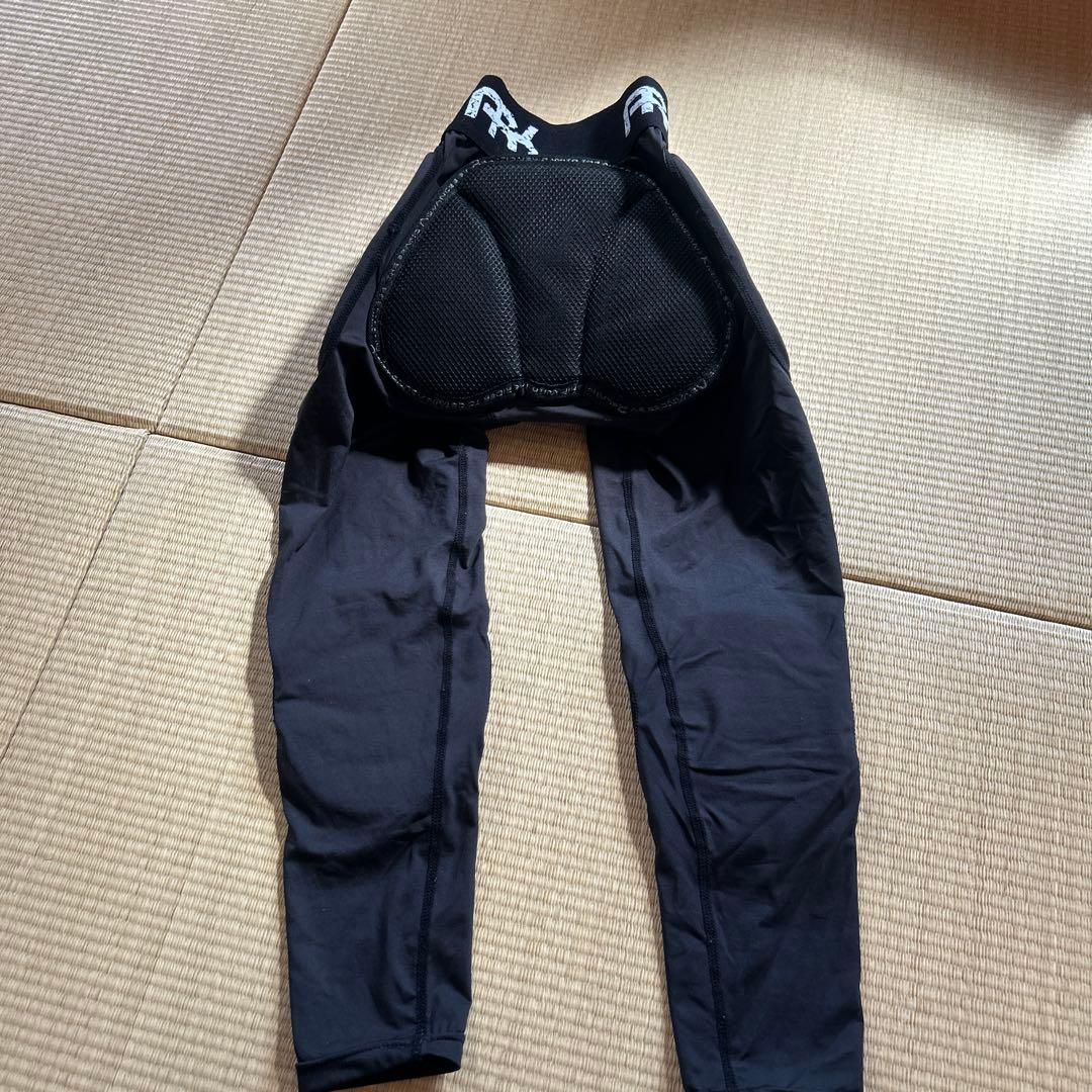 ROXY スノーボードウェアセット キッズ　上着150cm パンツ140cm