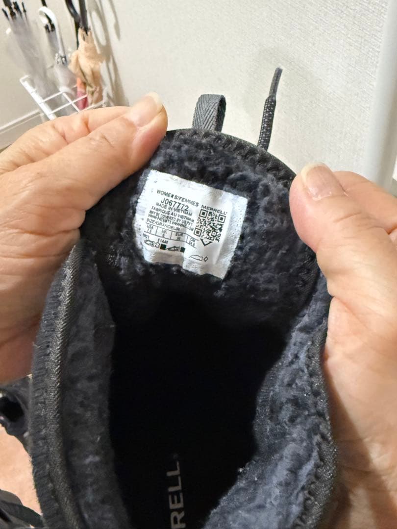 未使用備品　MERRELL ブラック ハイカットブーツ　冬用