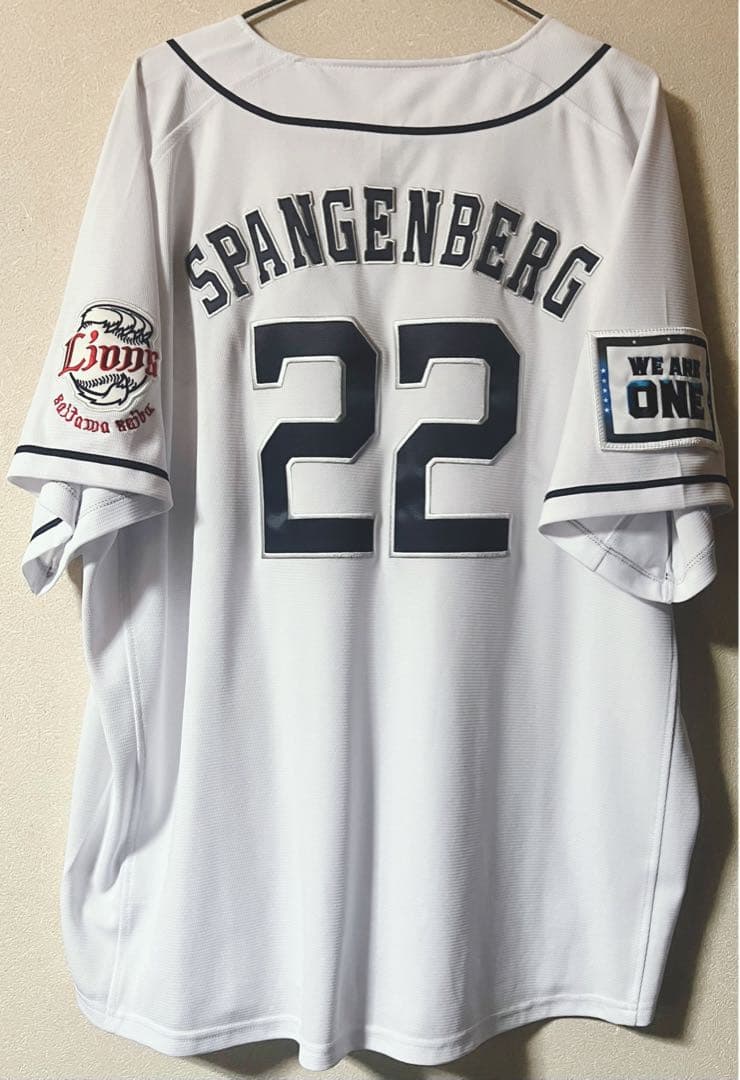 【マジェスティック製】埼玉西武ライオンズ　ユニフォーム　スパンジェンバーグ　22