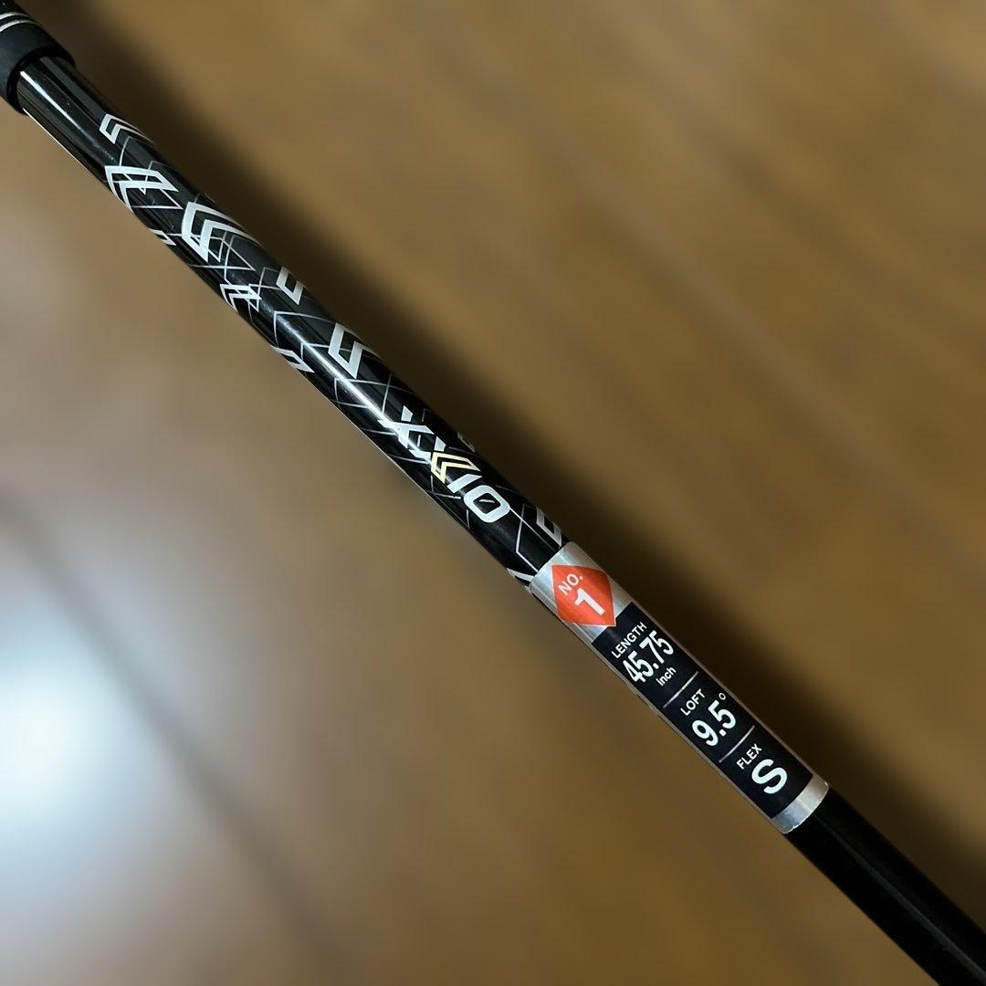 ゼクシオ XXIO イレブン11 ドライバー 1wグリップ新品交換済 カバー付