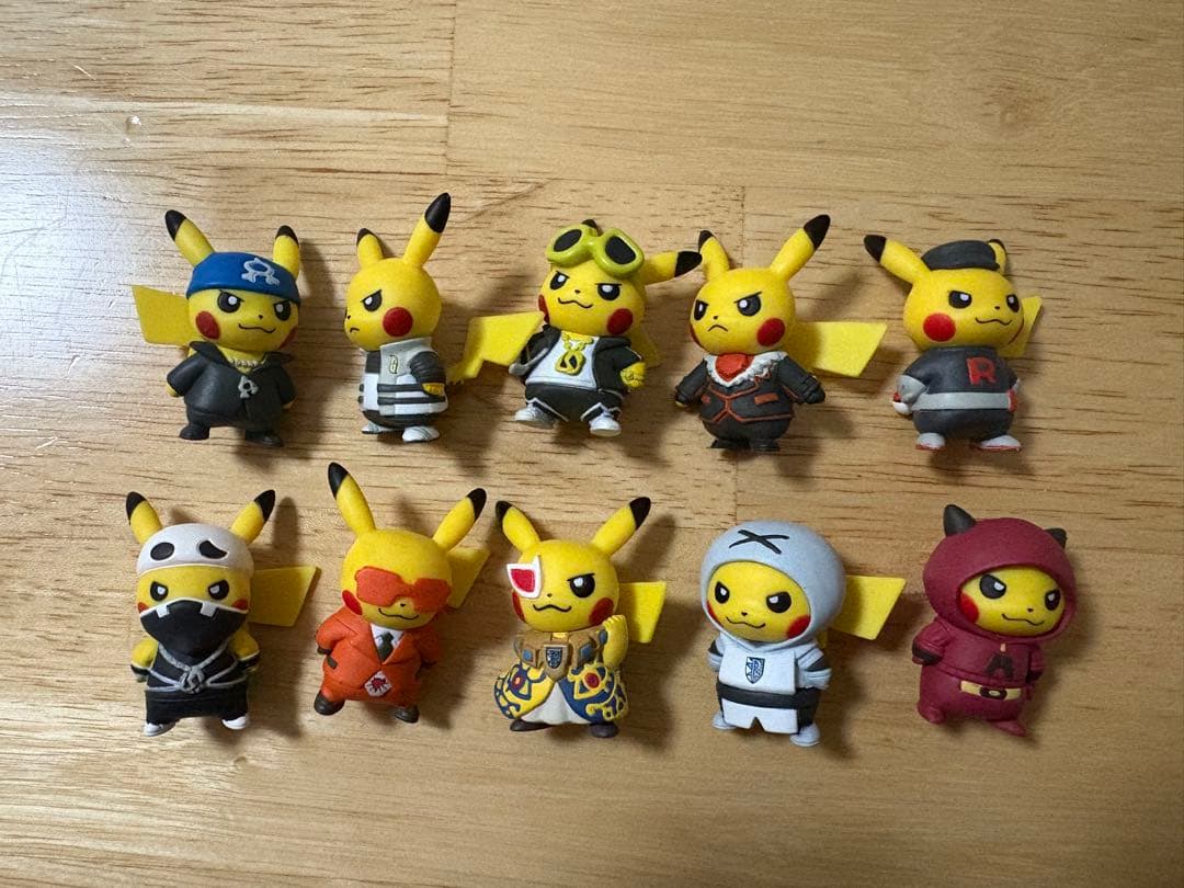 ピカチュウフィギュア　団員ごっこ　ボスごっこ　まとめ売り