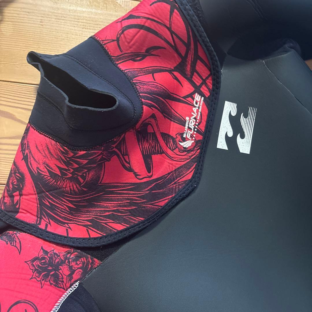Billabong フルスーツ 赤黒　セミドライML