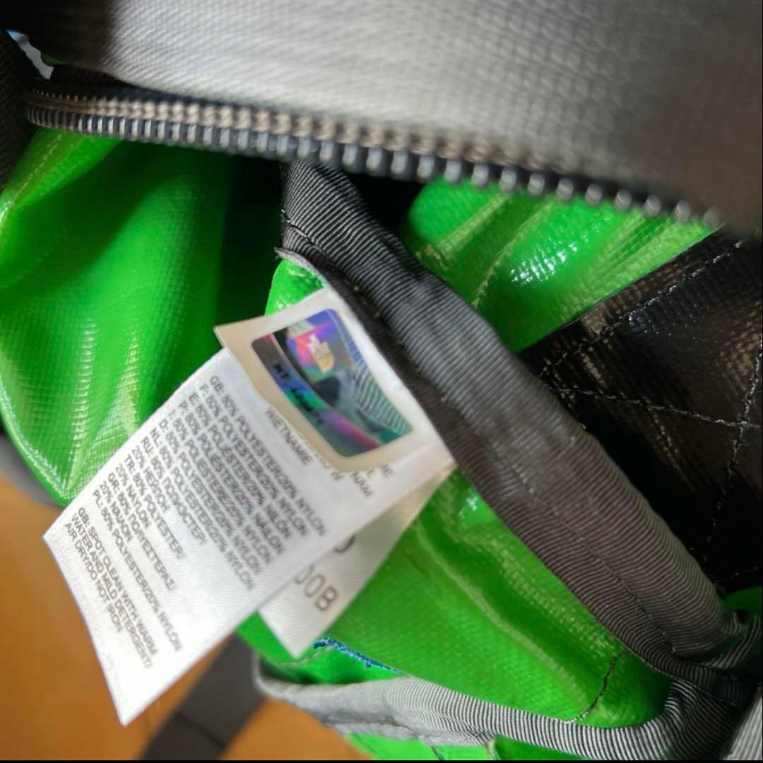 ノースフェイス　ボストンバッグ　スポーツバック　リュック　ロゴ入り　旅行　大容量