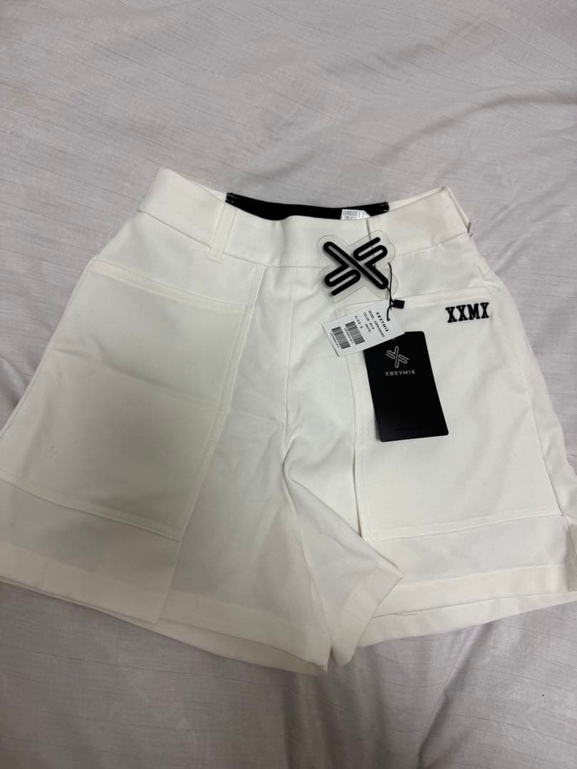 XEXYMIX ホワイト ゴルフショートパンツ Sサイズ
