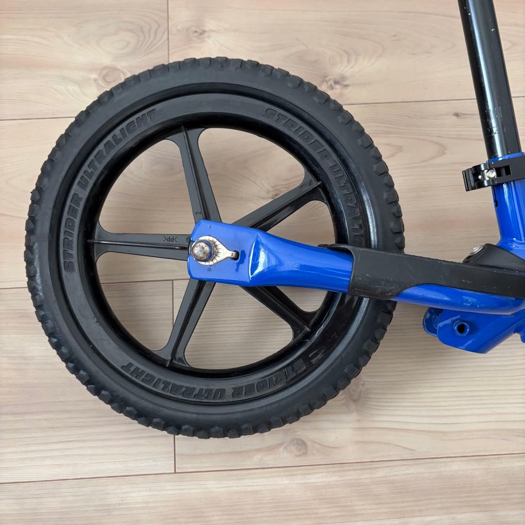 STRIDER バランスバイク 青　スポーツ