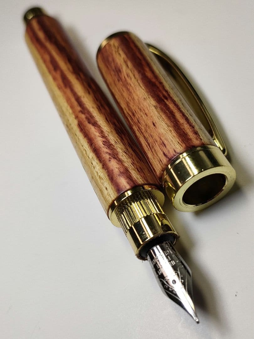 【チューリップウッド（紅白）】グラデュエイト万年筆