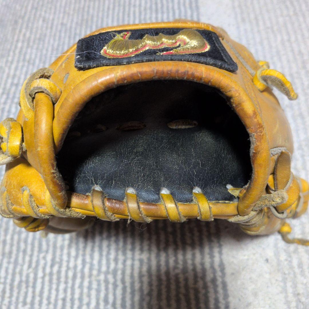 Zeeems 硬式内野用グローブ