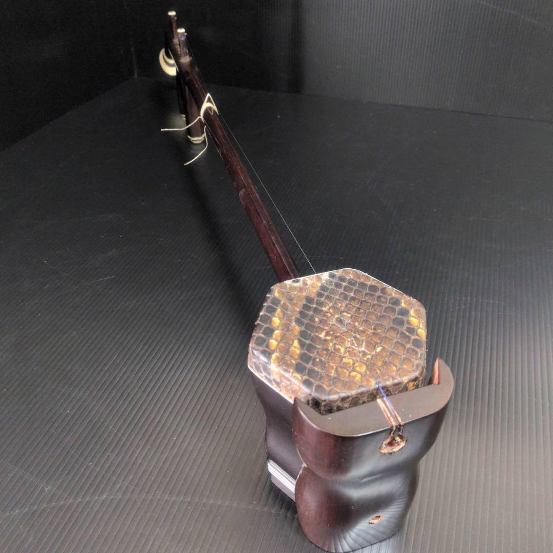 中国蘇州製 二胡 六角胴／ケース付／駒2個・未使用弦・松ヤニ付属／重量約765g