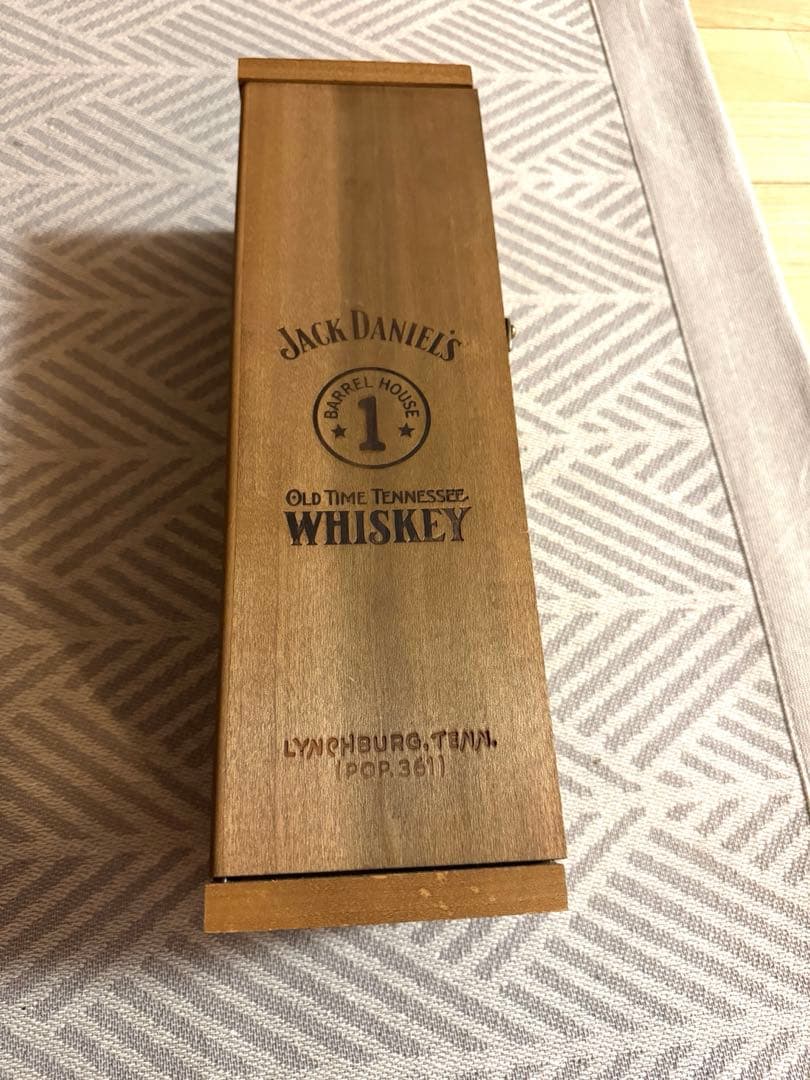 ウイスキー Jack Daniel's Whiskey Barrel House 1
