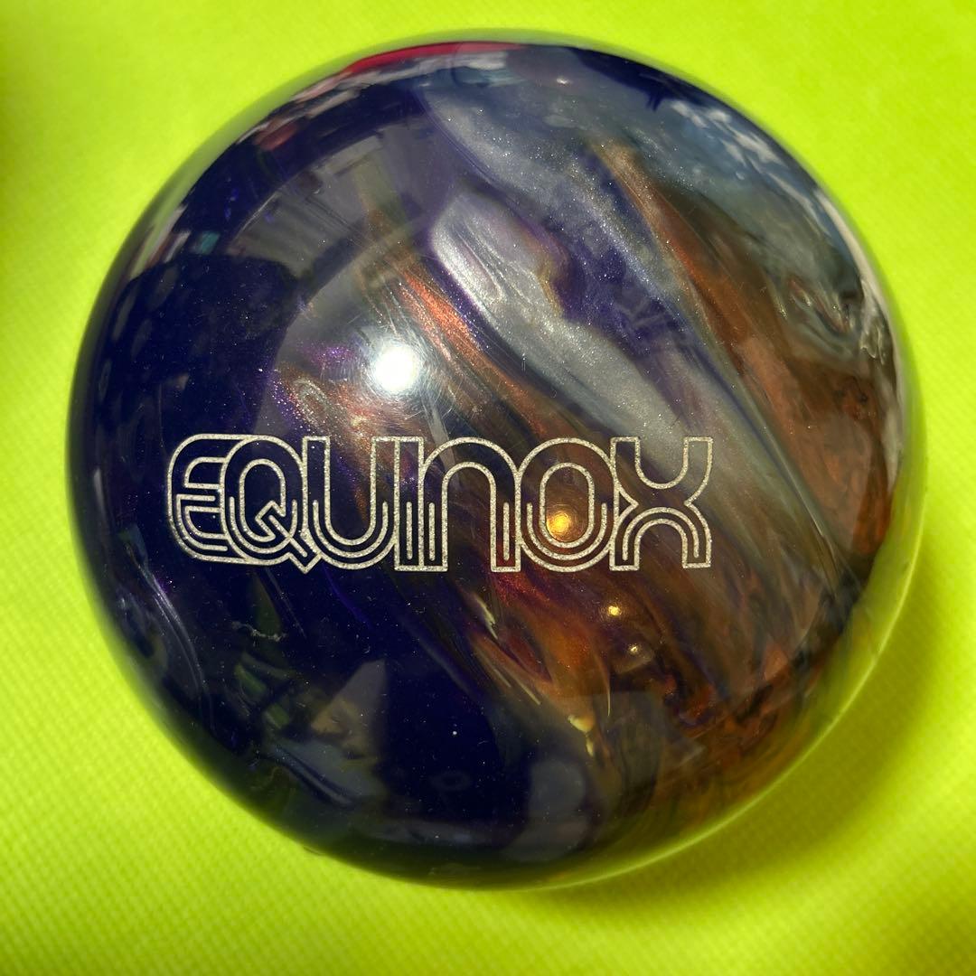 EQUINOX ボウリングボール パープル/ゴールド