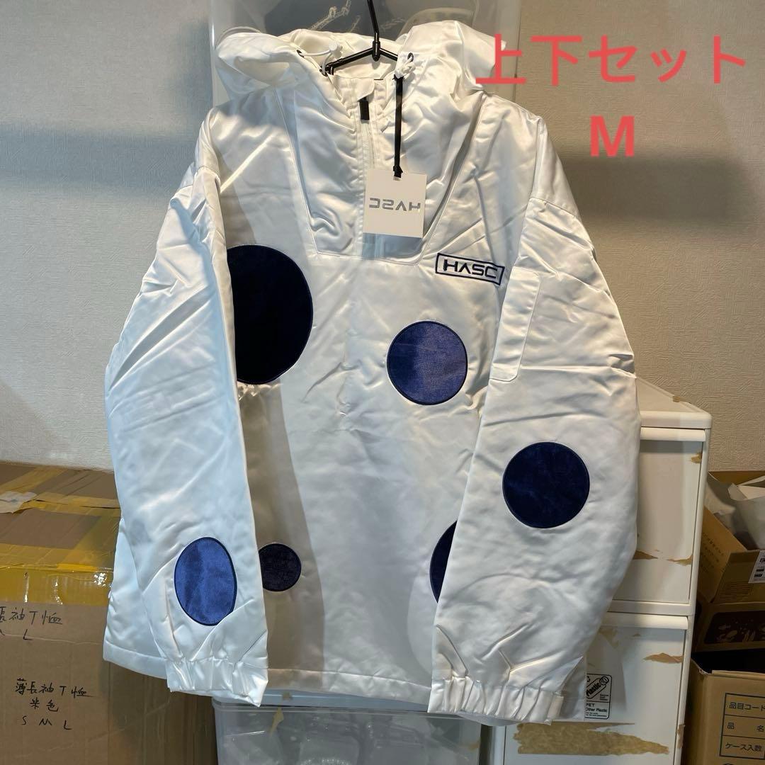 新品未使用 スノボウェア 上下セット M ホワイトドット柄 男女兼用