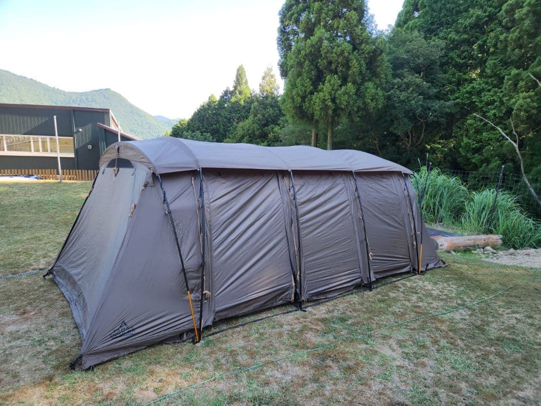 定価15万 タラスブルバ グラム キャタピラー 2ルーム シェルター