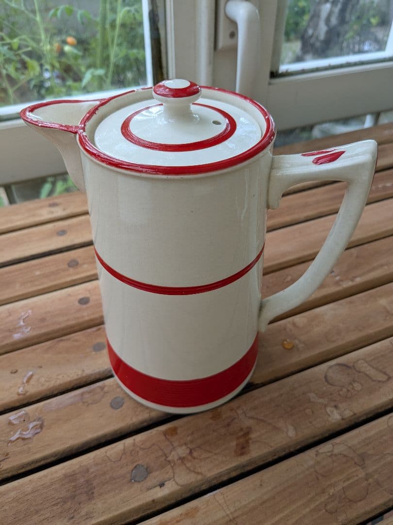 アンティーク　SADLER レトロな白と赤の陶器ポット