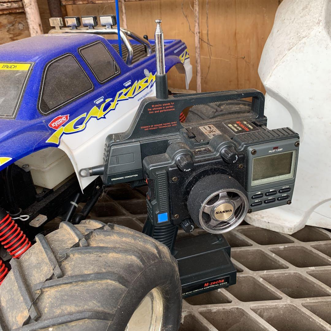 エンジン　ラジコン　4WD 日本製エンジン