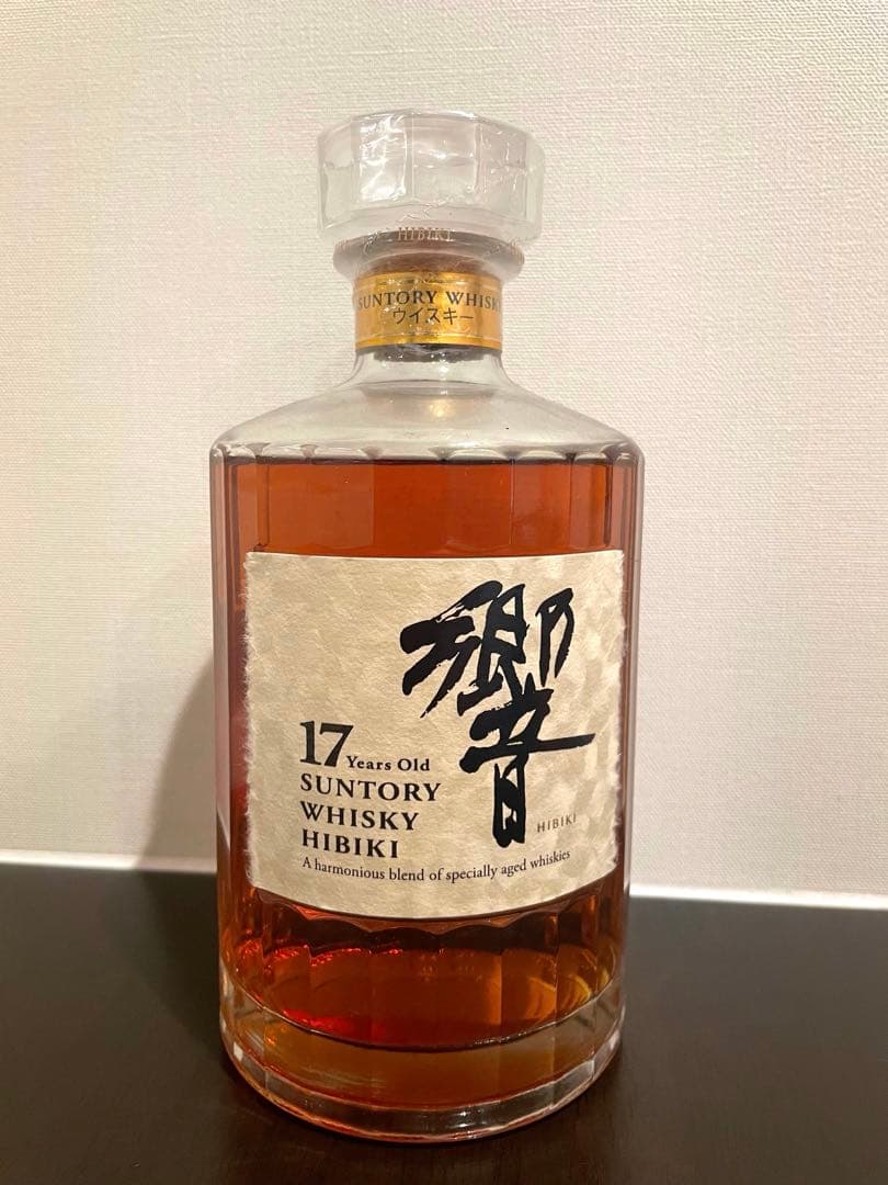 【未開封⭐︎レア】響17年　サントリーウイスキー 箱付き　700ml 43%