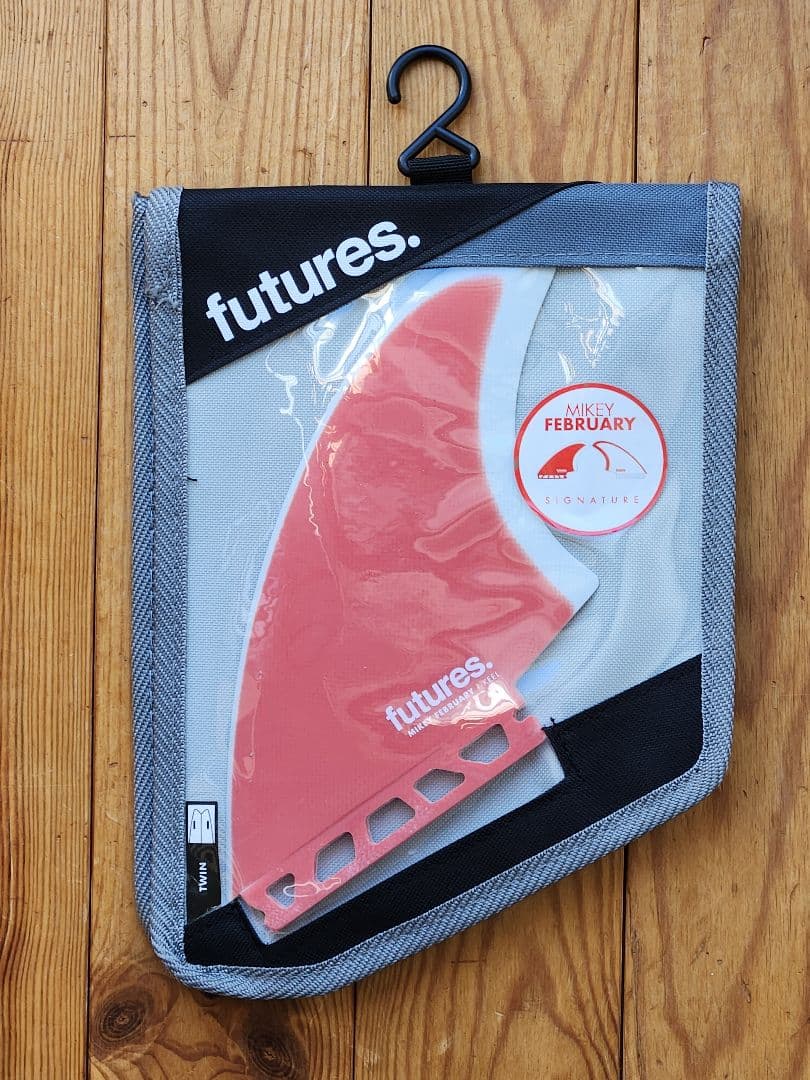 ＜新品・送料込み＞ futures MIKEY FEBRUARY キール フィン