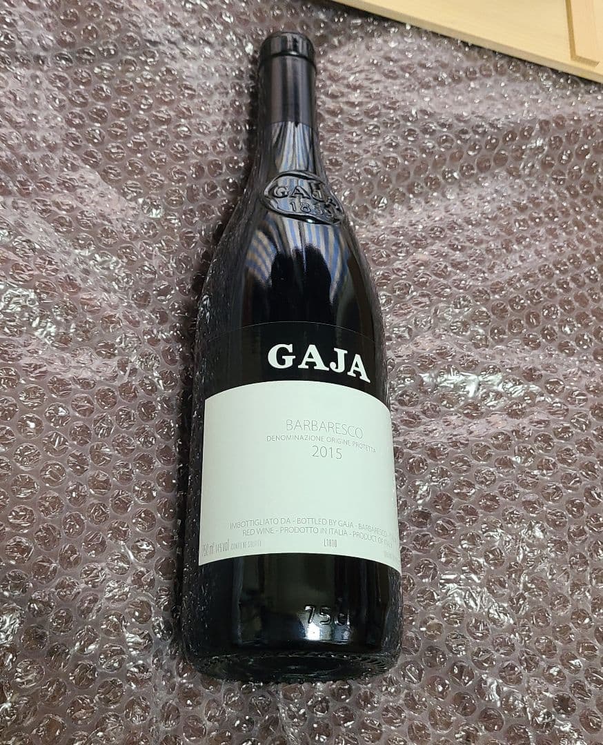 GAJA　ワイン　BARBARESCO　2015　750ml　高級　木箱入り