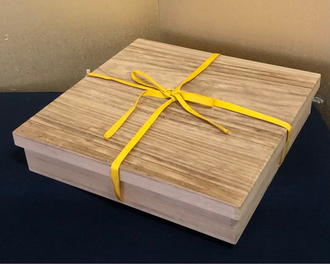 ❗️割引《R》茶道具 黒真塗 唐松蒔絵 炉縁 漆匠 春象造 共箱 260105か4