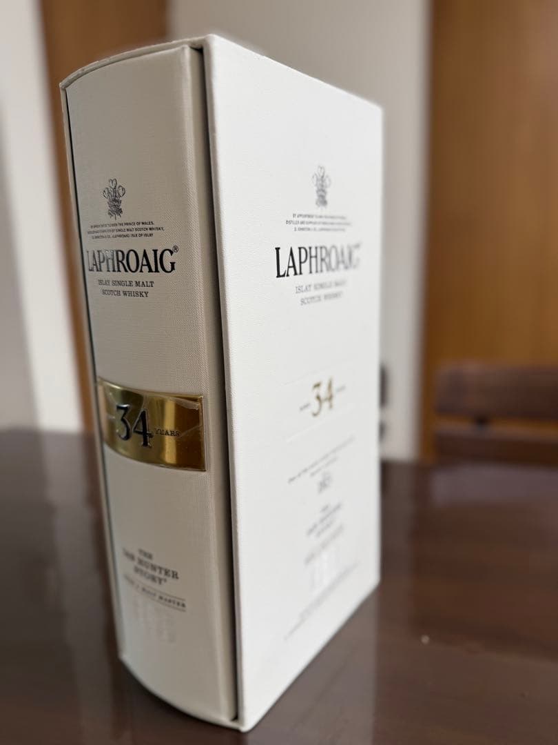 Laphroaigラフロイグ34年 ウイスキー 化粧箱付き⭐︎空瓶