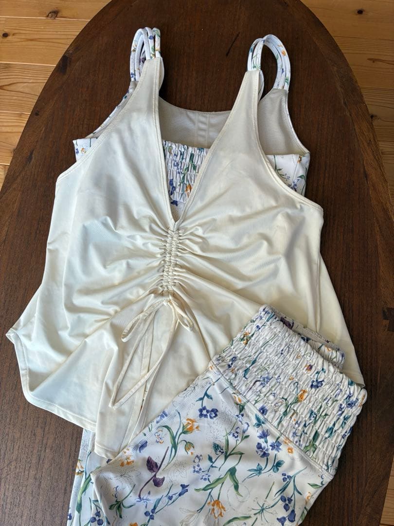 SUKALA ボタニカルシャーリングカバータンク　上下セットアップ　Mサイズ