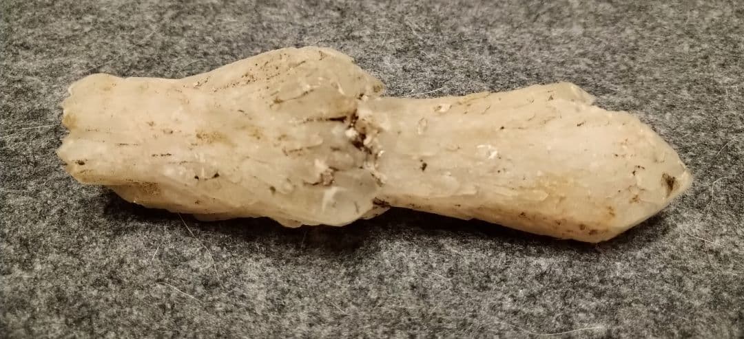 水晶 ロシア ダルネゴルスク産 130g 原石