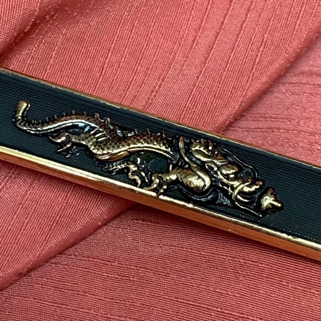 【新品・未使用】龍 辰 装飾刀 専用箱付き