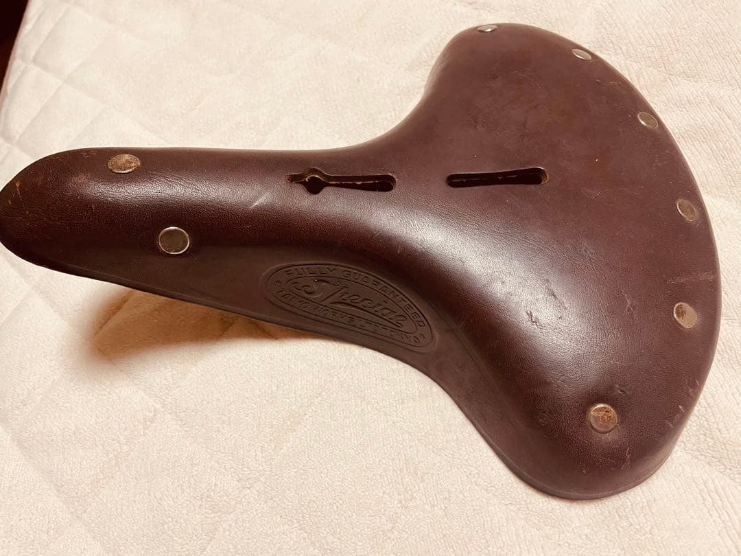 自転車サドル　スペシャル　レトロ　革　昭和