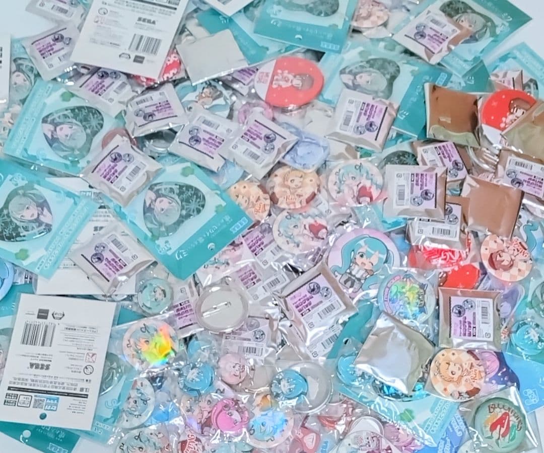 初音ミク 缶バッジ 大量300個以上まとめ売り