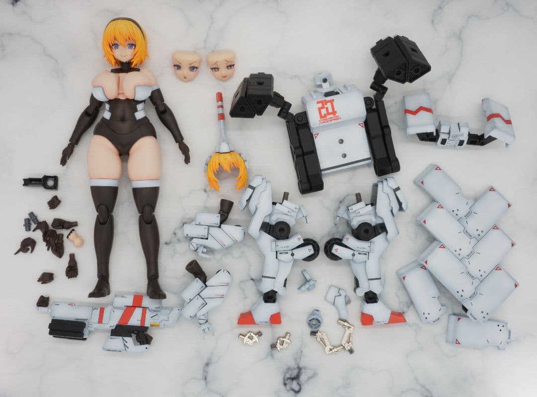 フレームアームズ・ガール 輝鎚・甲 完成品 塗装品