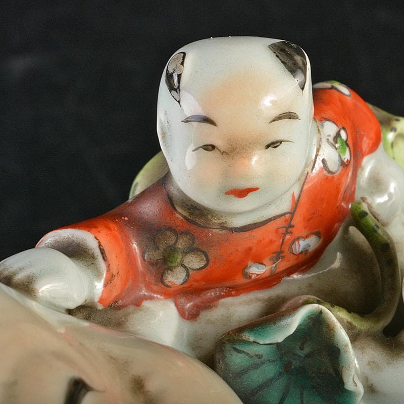中国　景徳鎮　粉彩　布袋唐子像　置物　H　R6992