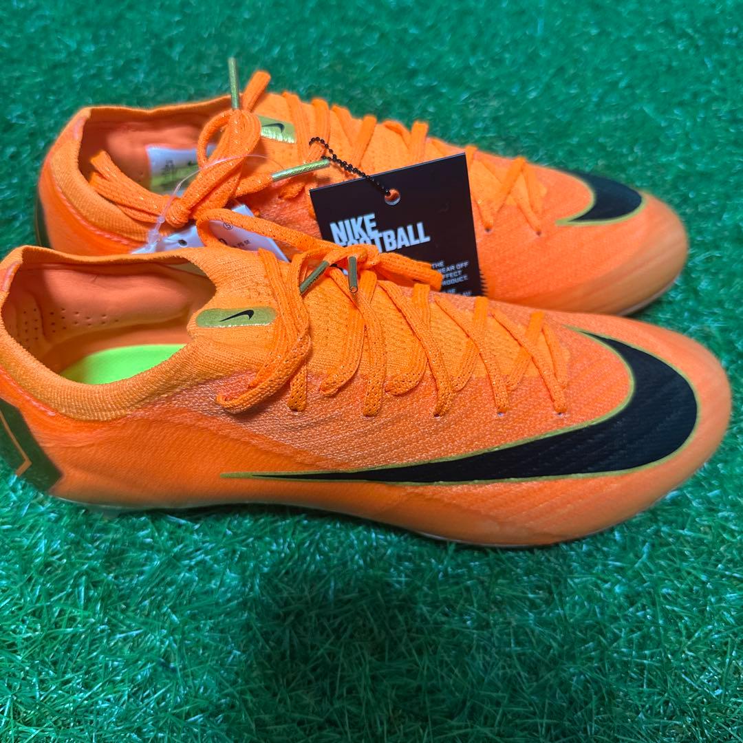 【限定品！】マーキュリアルヴァイパー 16 FG SE 28cm